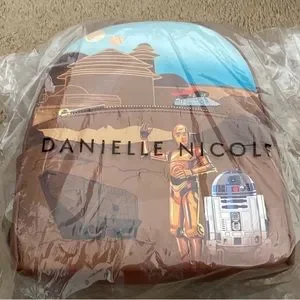 Star Wars | Bags | Star Wars Danielle Nicole Mini Backpack  display picture 1